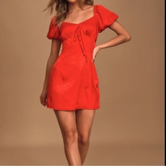 Lulus Petal in All Red Floral Jacquard Satin Puff Sleeve Dress s - Picture 1 of 6